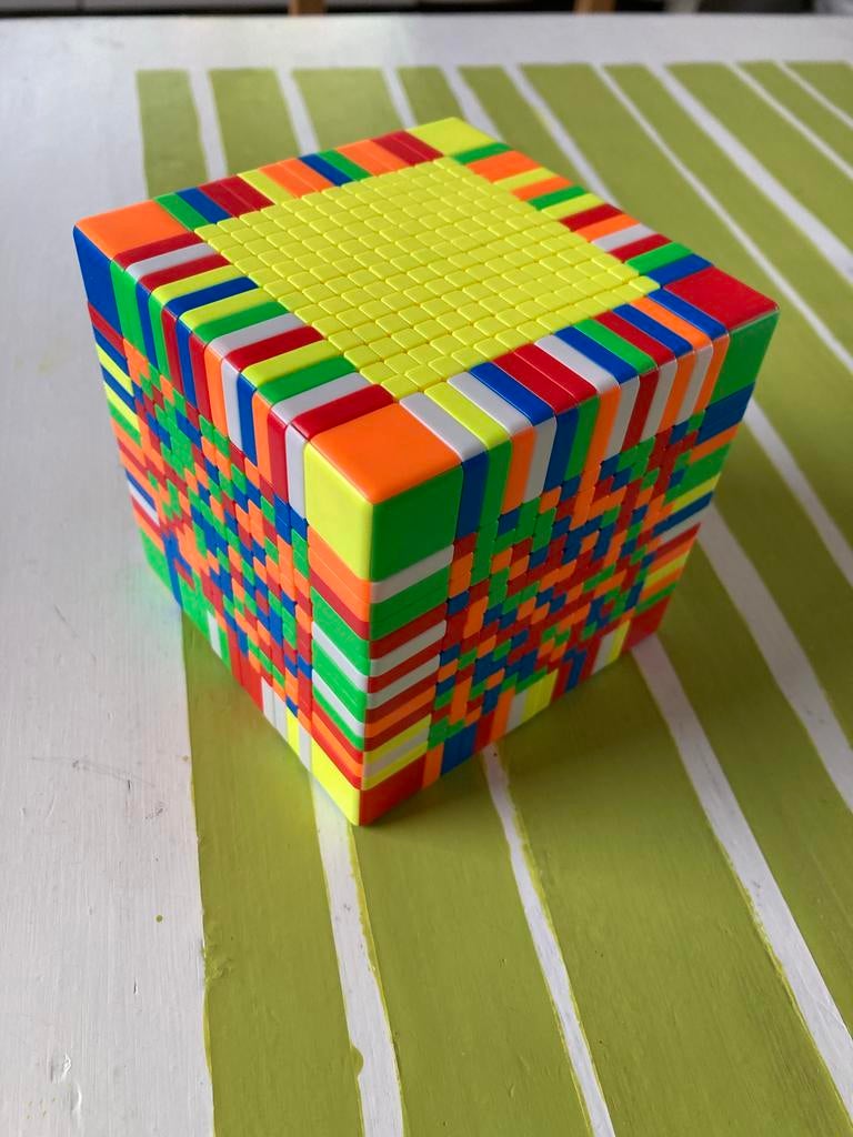 Rubiks kubus oplosservice, Ophalen of Verzenden, Zo goed als nieuw