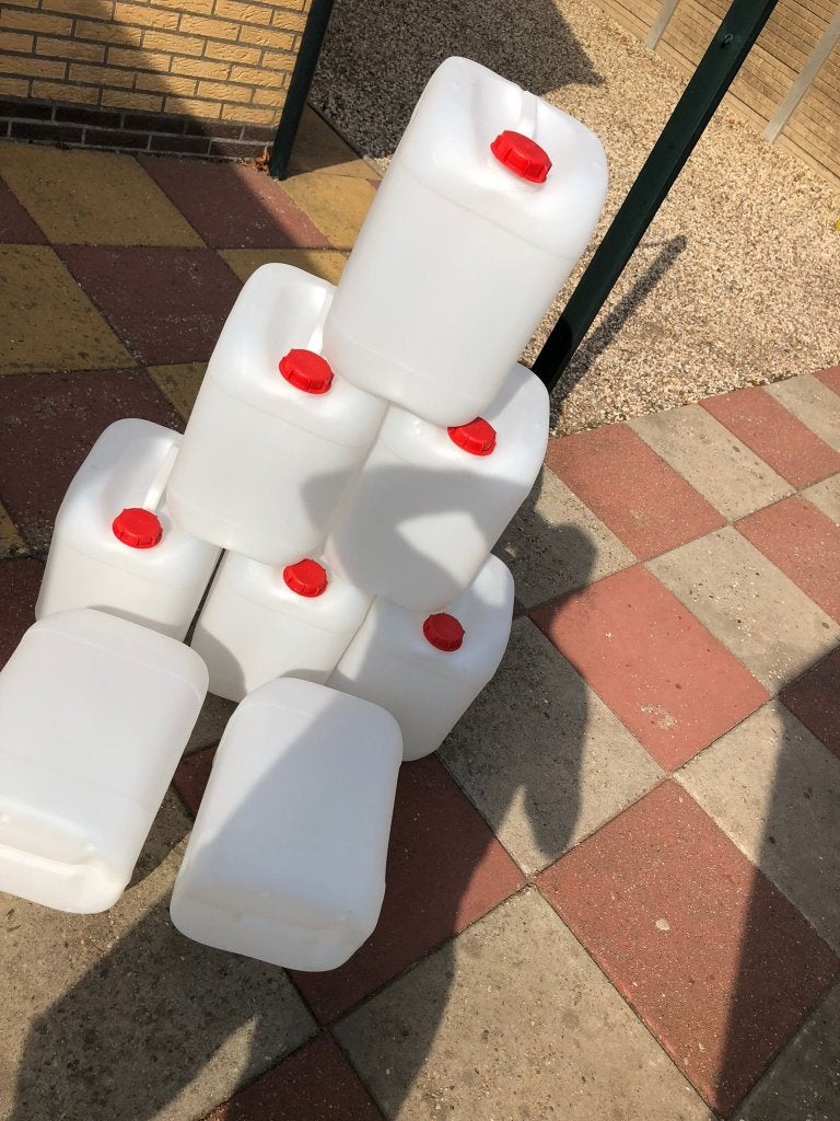 Jerrycans 20 ltr UN gekeurd, Ophalen, Zo goed als nieuw