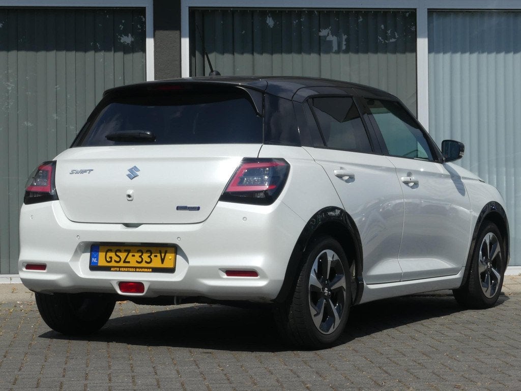 Suzuki Swift Style 1.2 Smart Hybrid 85PK CVT Automaat Two-To, Auto's, Suzuki, 12 maanden, 400 kg, Origineel Nederlands, Bedrijf