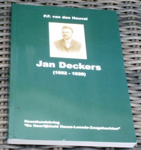 Jan Deckers. Heeze. P.F. van den Heuvel.ISBN 9789080096226., Boeken, Geschiedenis | Stad en Regio, Zo goed als nieuw, Ophalen of Verzenden