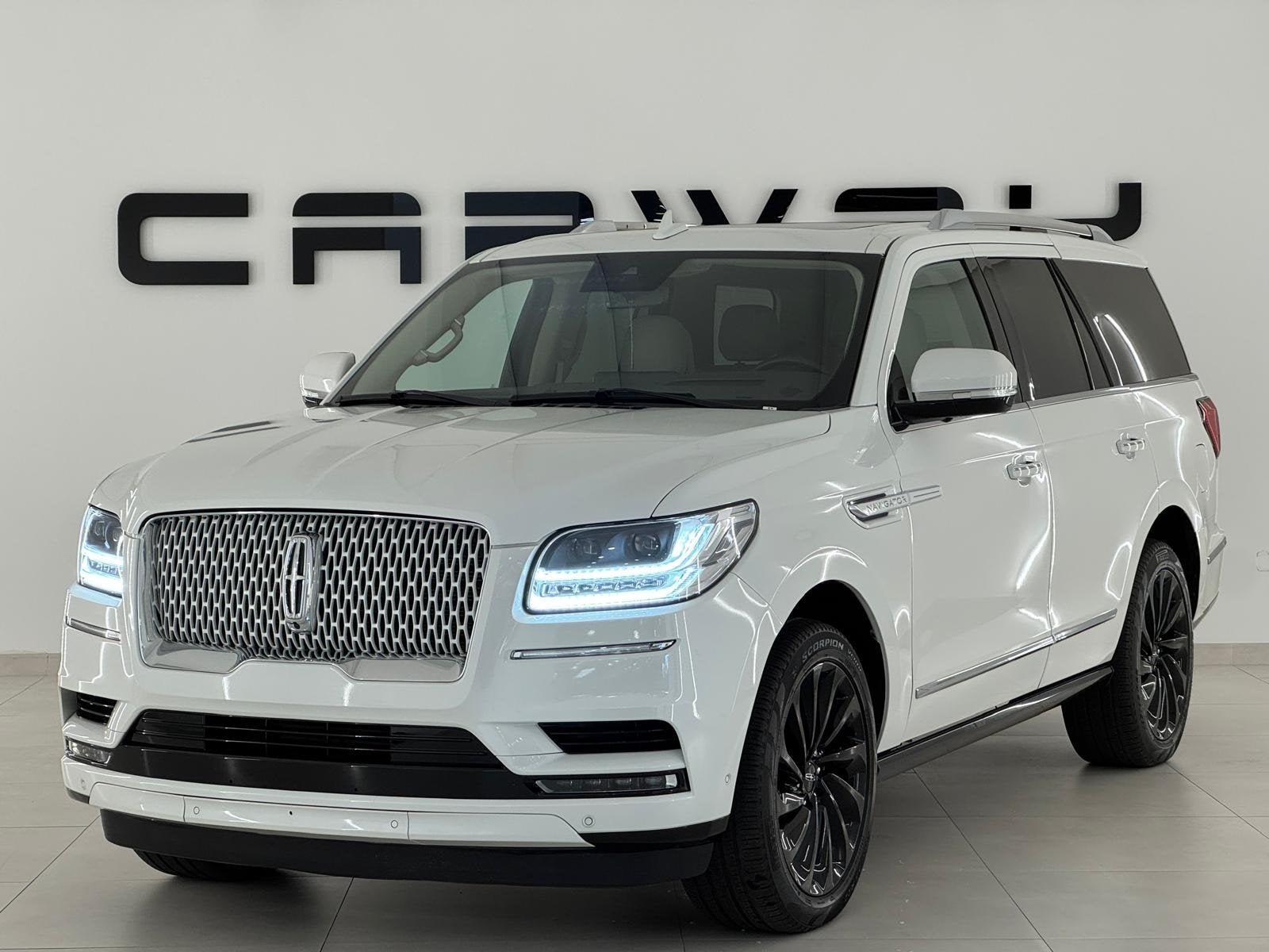 Lincoln Navigator Reserve FULL SPEC NL KENT. (bj 2020), Auto's, Lincoln, Automaat, Dealer onderhouden, Gebruikt, Beige