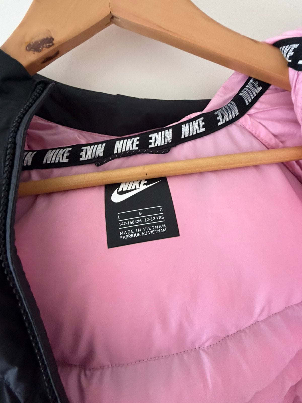Meiden winterjas Nike, Ophalen of Verzenden, Zo goed als nieuw, Maat 34 (XS) of kleiner, Zwart