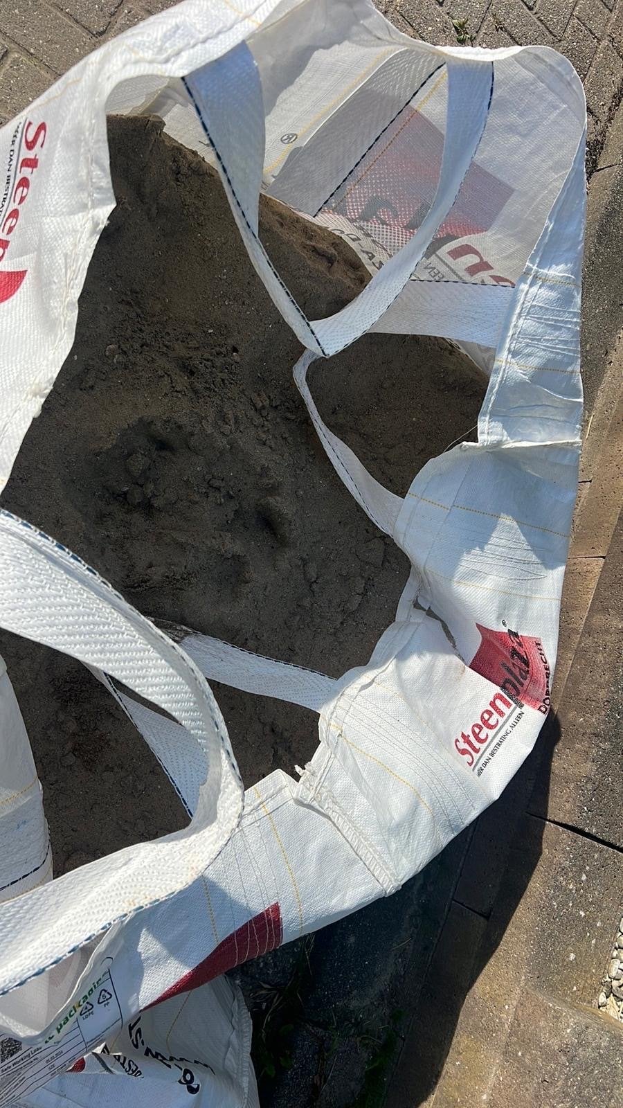 GRATIS Big bags met ophoogzand / straatzand, Ophalen of Verzenden, Nieuw, Drainagezand