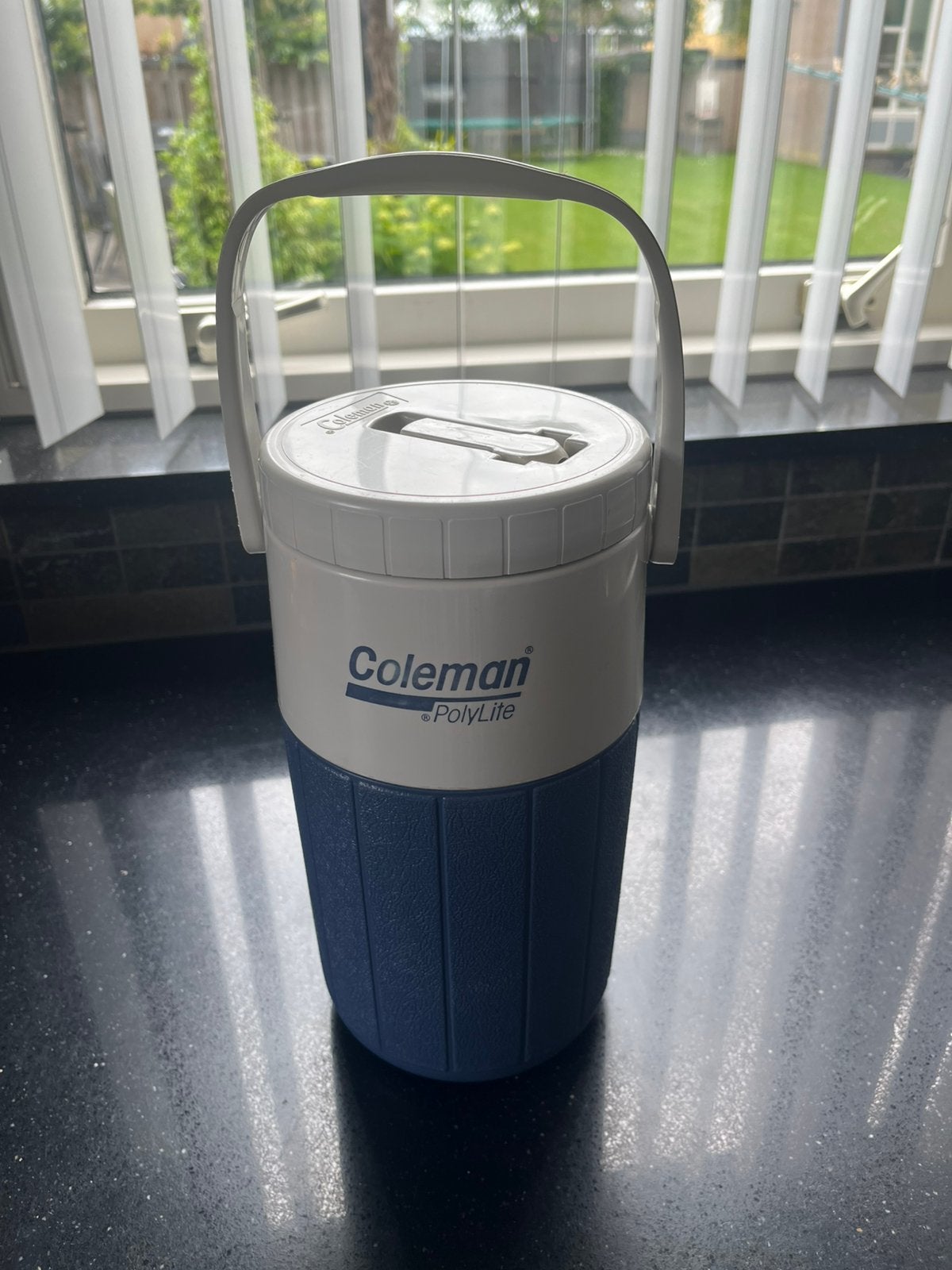Coleman thermosfles 2 liter, Ophalen of Verzenden, Koelelement