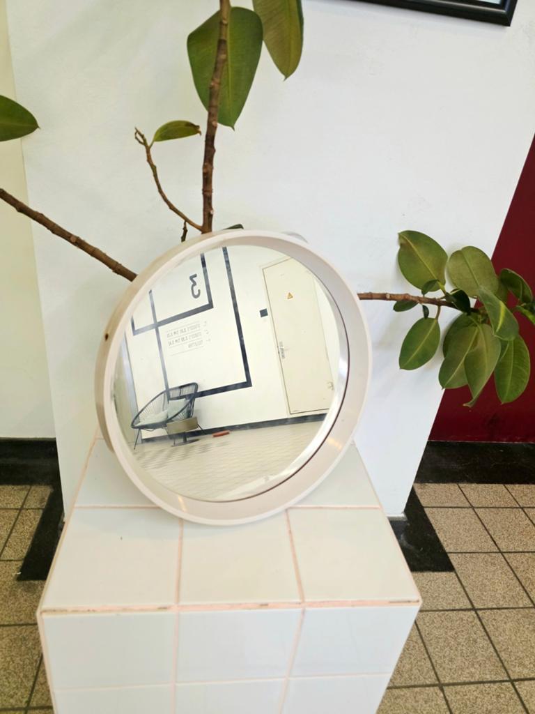 9605 :Vintage 1970s Space Age Round Mirror, Ophalen of Verzenden, Huis en Inrichting