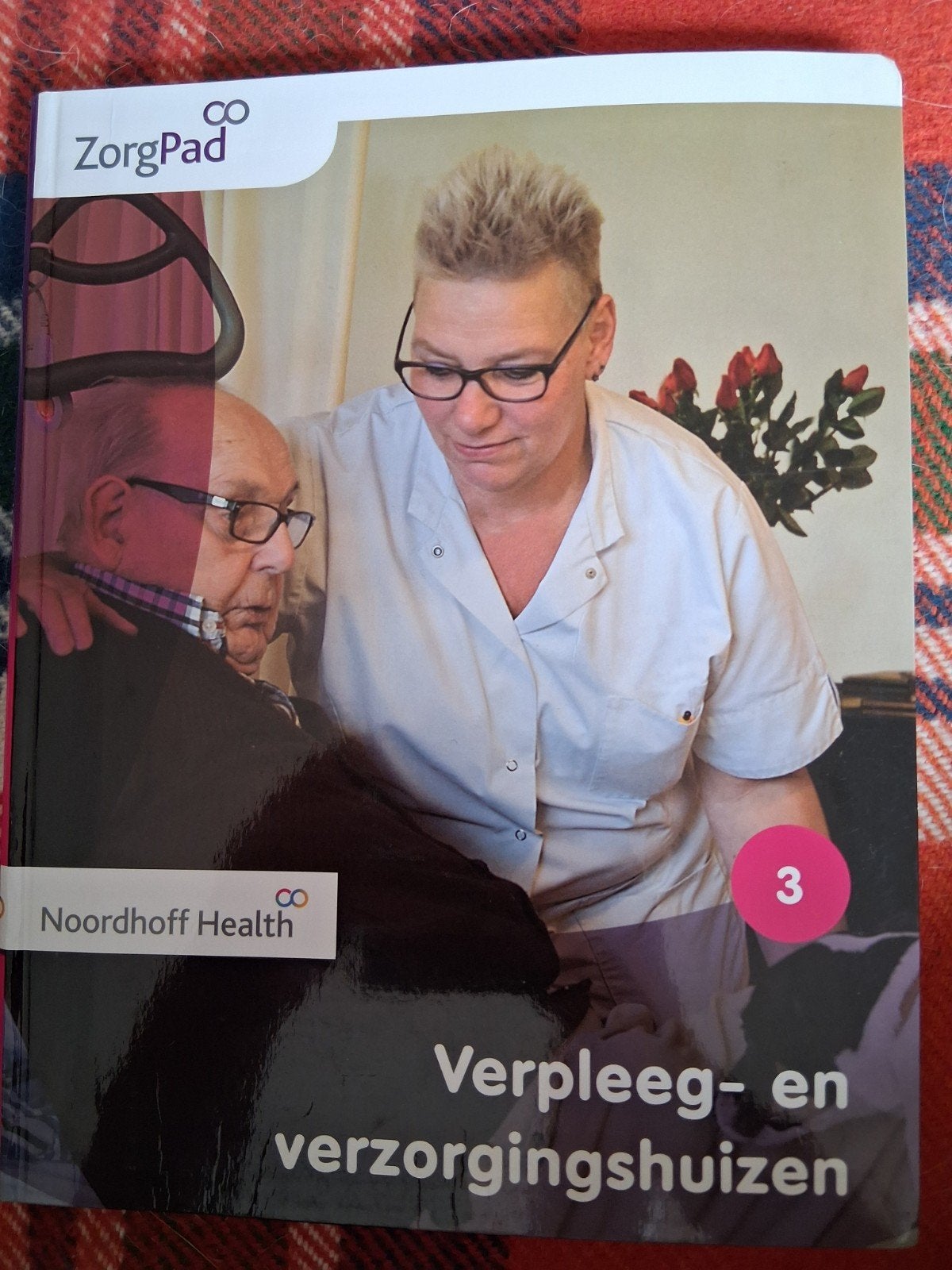 ZorgPad Verpleeg- en verzorgingshuizen Niveau 3, Gelezen, Ophalen of Verzenden, MBO, Nicolien van Halem, Inge Vuijk