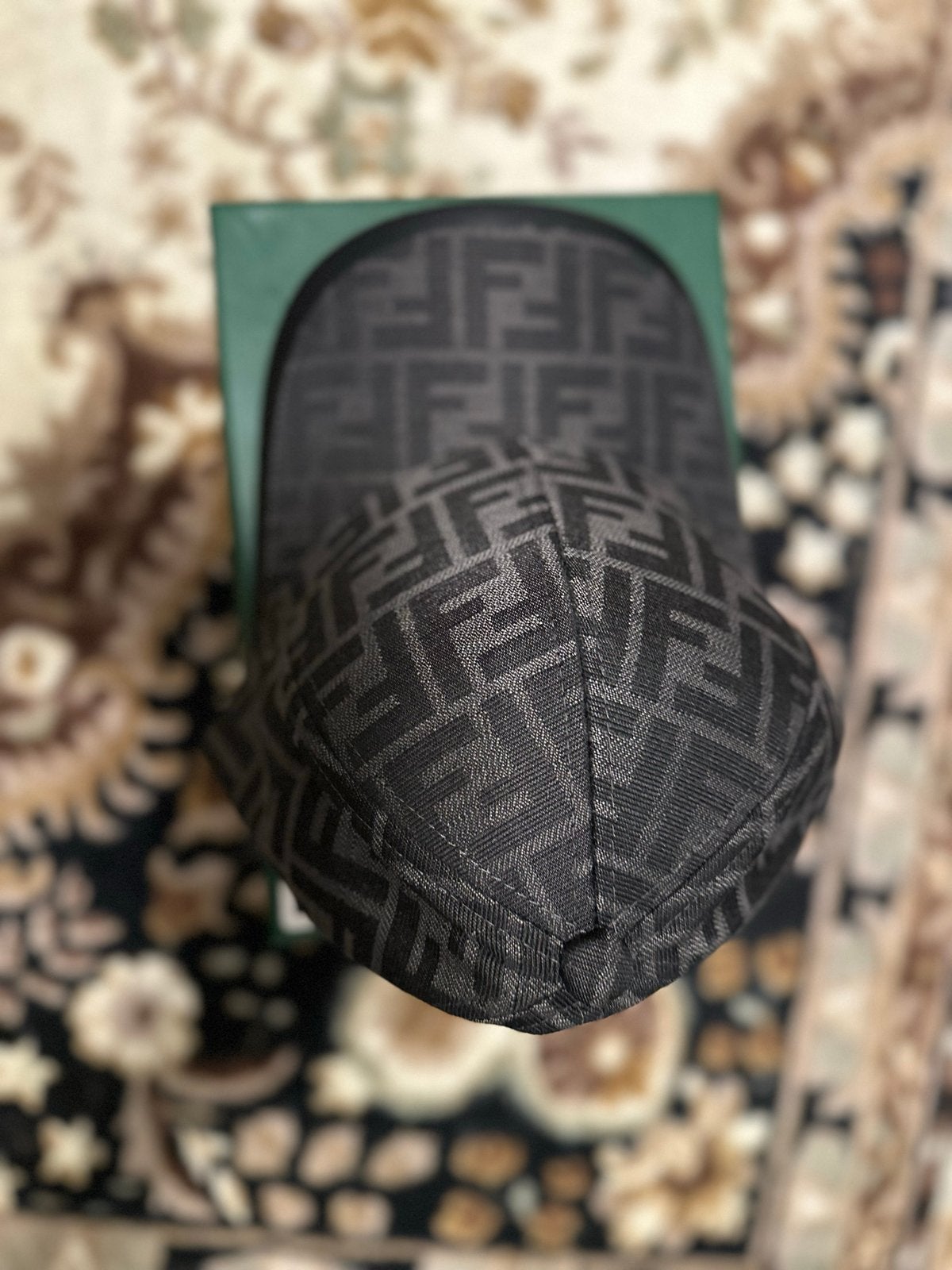 Fendi Pet -  nieuw, Ophalen of Verzenden, Zo goed als nieuw, One size fits all, Pet