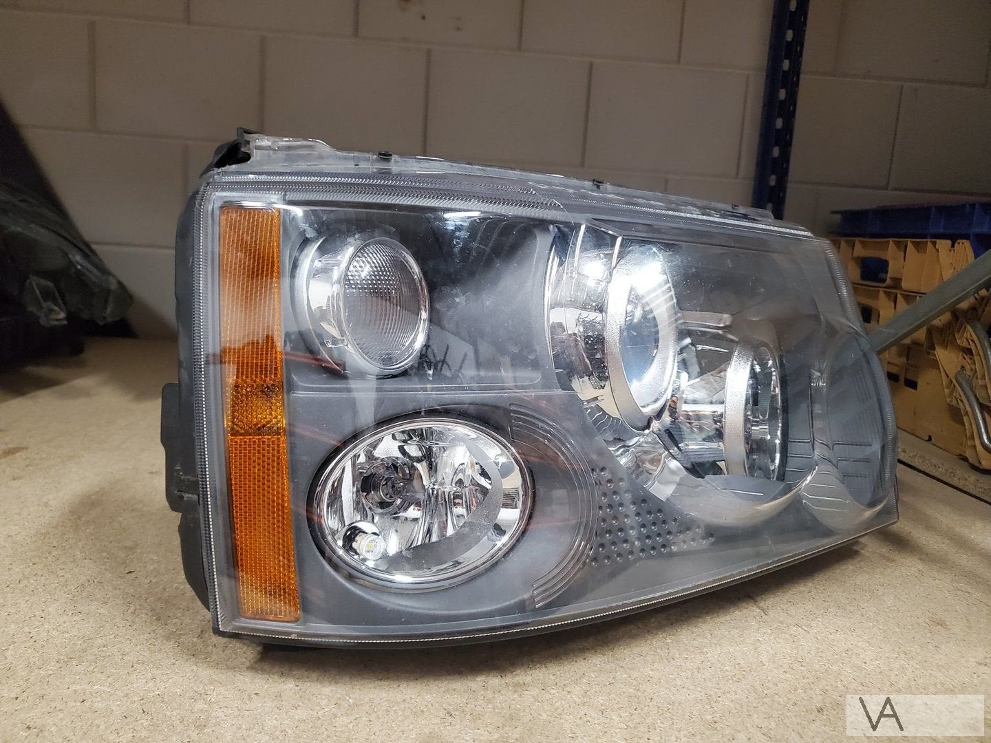 Range Rover Sport 2006 - 2011 koplamp rechts XENON met bocht, -, -, Ophalen of Verzenden, -