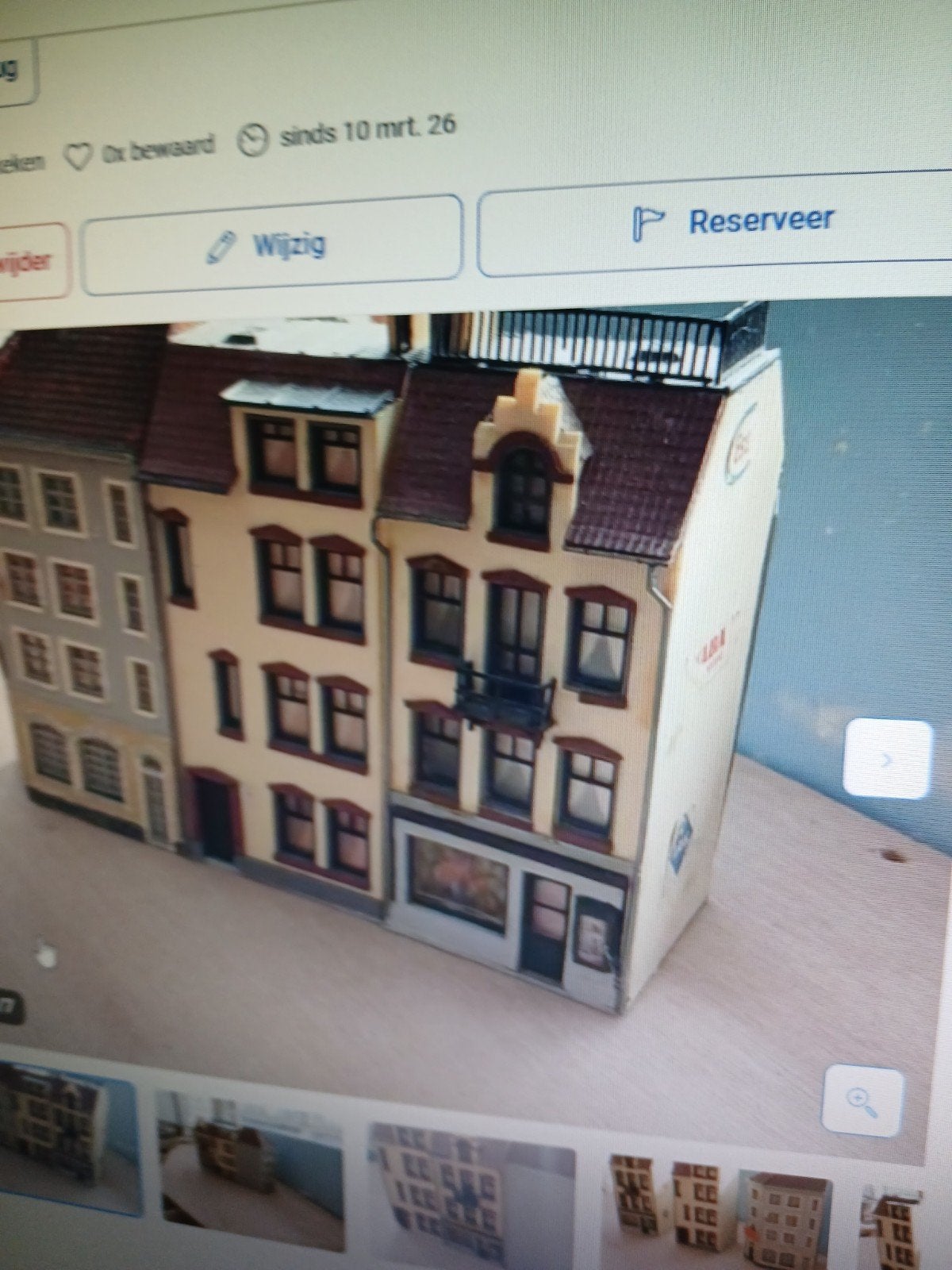 Faller straat met 3 huisjes voor HO spoorbaan, Hobby en Vrije tijd, Ophalen of Verzenden, Gebruikt, 1:50 tot 1:144