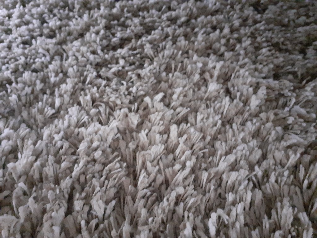 Mooi beige/taupe kleur vloerkleed, 2.30 m. x 1.60 m., Ophalen, Beige, 150 tot 200 cm, 200 cm of meer