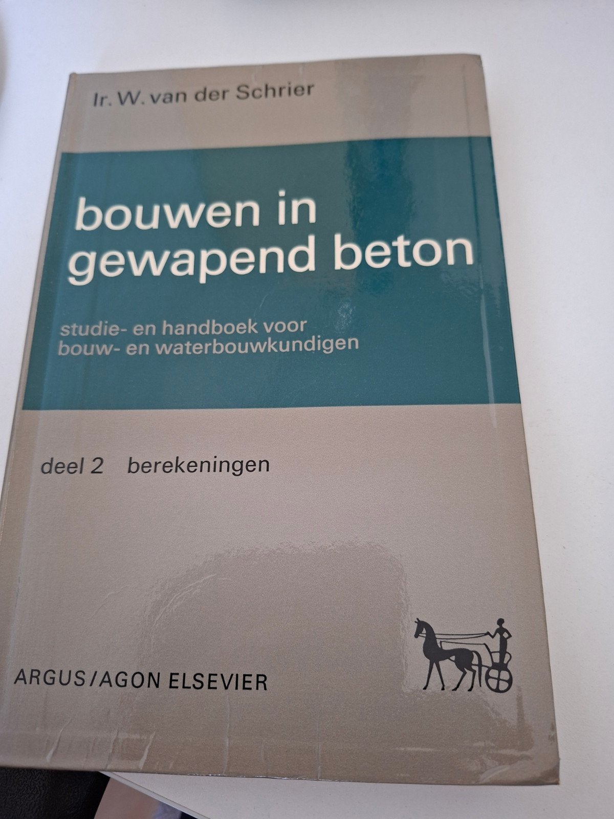W. van der Schrier - Bouwen in gewapend beton, Ophalen of Verzenden, Gelezen, Bouwkunde