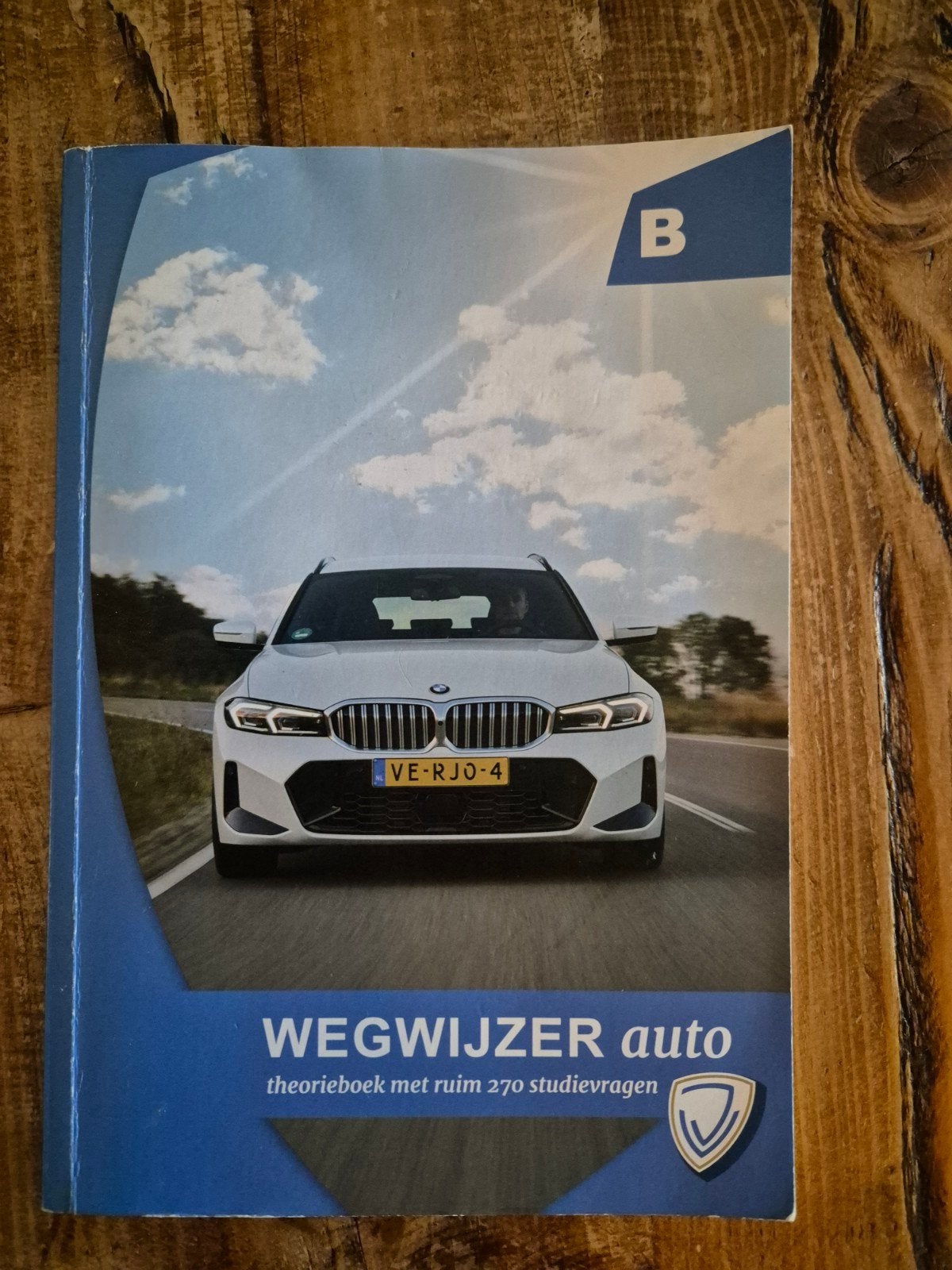 Autorijbewijs, B rijbewijs, lesboek, theorieboek, rijles, Boeken, Auto's | Boeken, Ophalen of Verzenden, Zo goed als nieuw, Algemeen