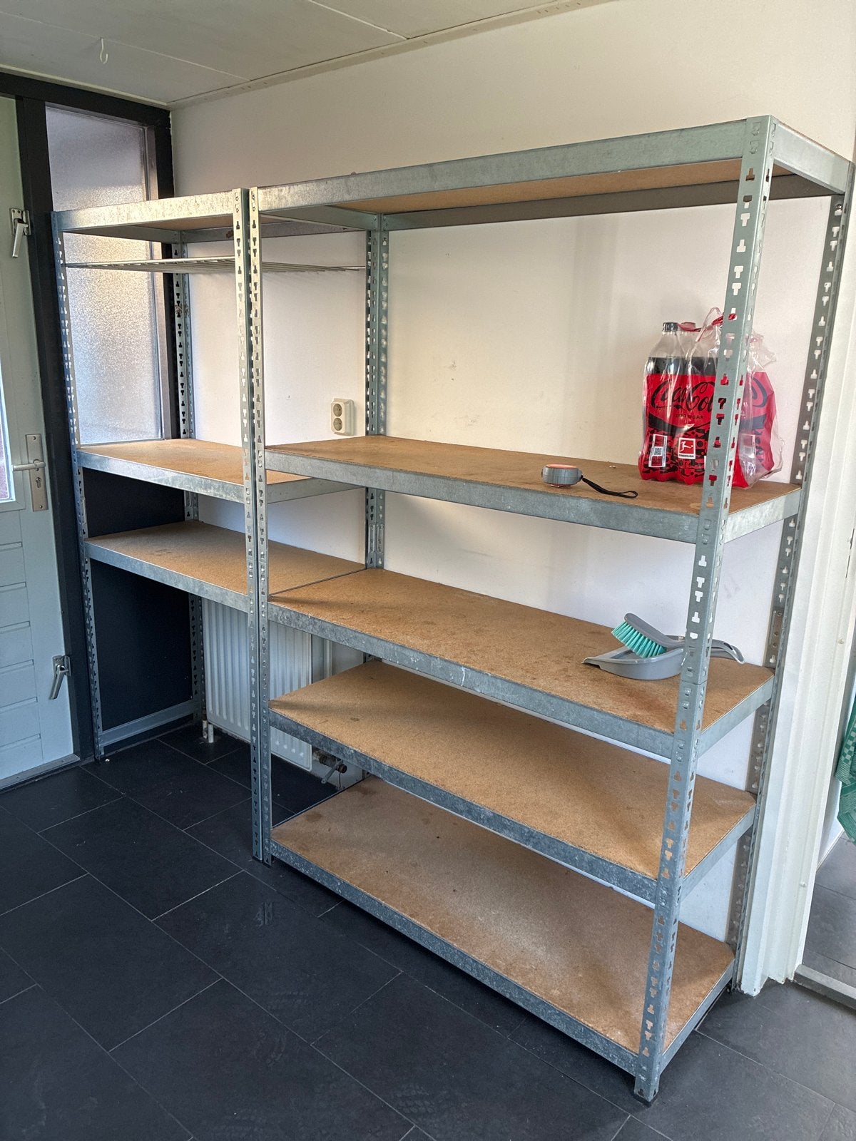 Gratis af te halen: metalen stellingkasten, Huis en Inrichting, Ophalen, Gebruikt