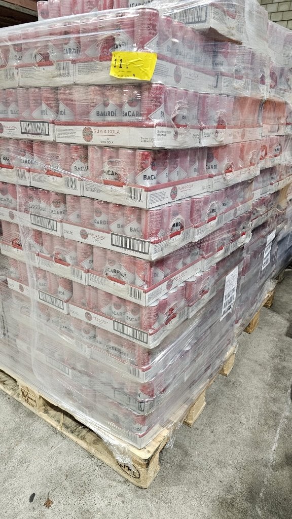 Bacardi Rum Cola 24 blikjes | €30 | 4 trays €100, Diversen, Levensmiddelen, Ophalen