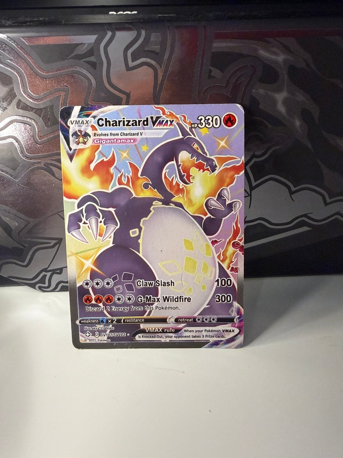 Charizard Vmax (SHF SV107), Hobby en Vrije tijd, Verzamelkaartspellen | Pokémon, Ophalen of Verzenden, Zo goed als nieuw