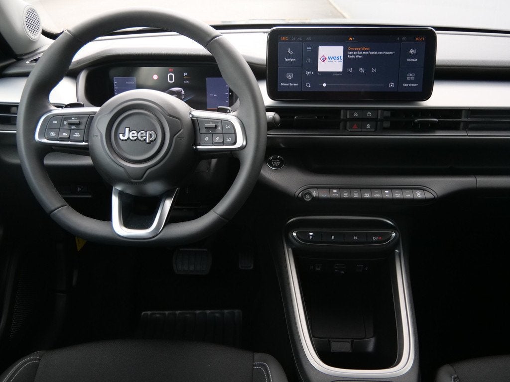 Jeep Avenger 1.2 e-Hybrid Altitude 100 Pk Automaat Apple Car, Auto's, 101 pk, 1199 cc, Bedrijf, Hybride Elektrisch/Benzine