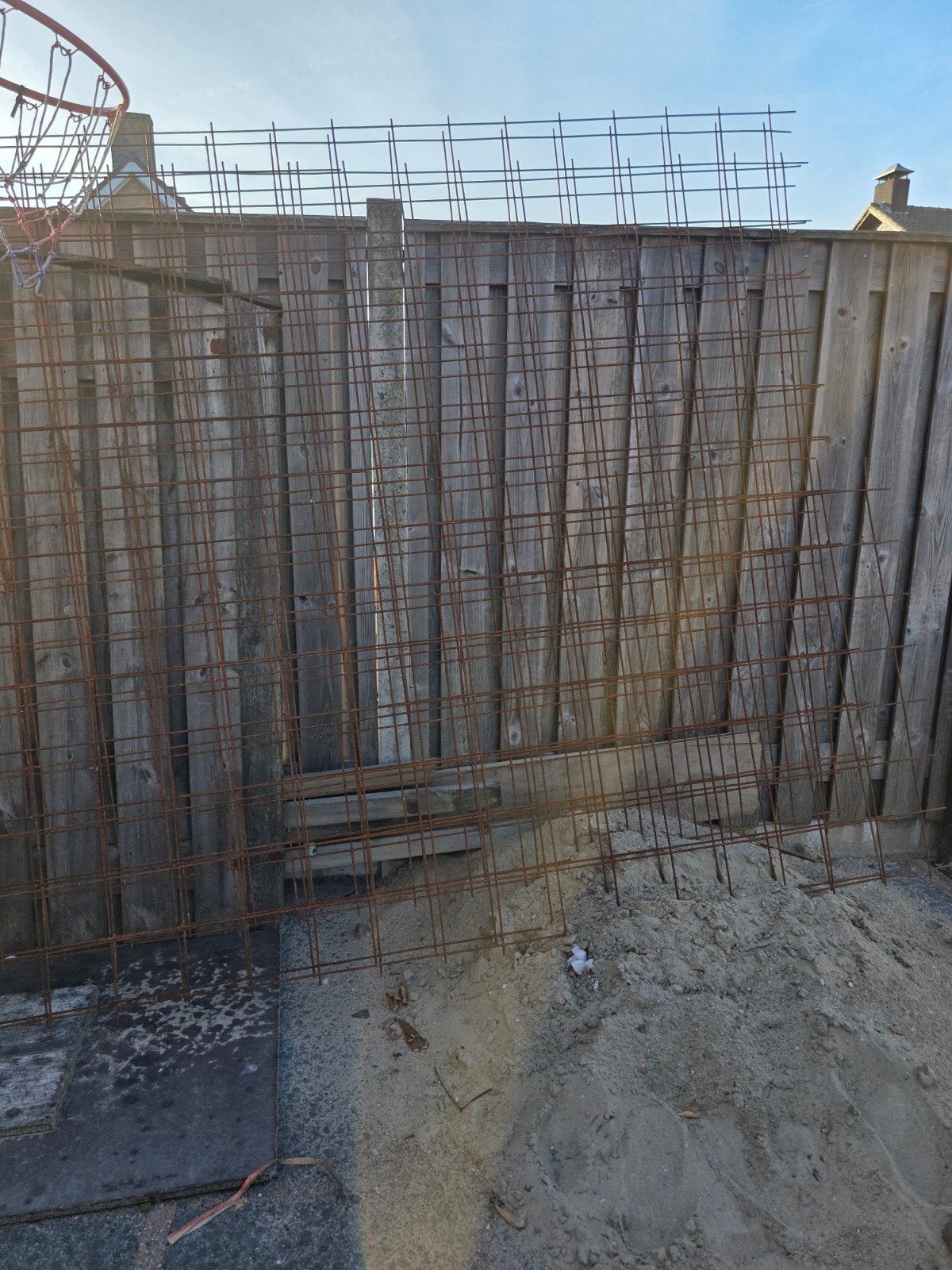 Betonnetten, Ophalen