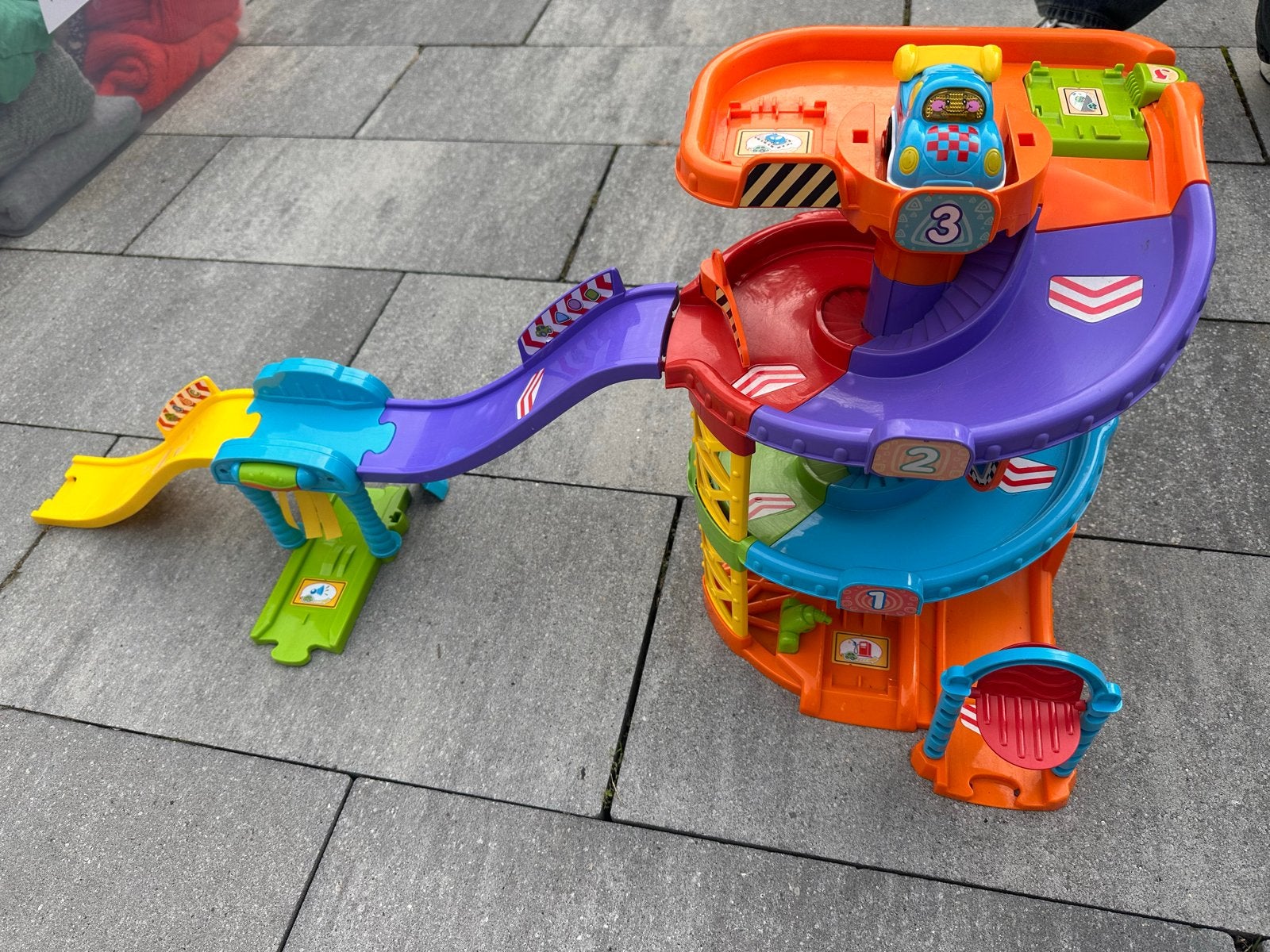 VTech Toet Toet Auto's Parkeertoren, Kinderen en Baby's, Ophalen of Verzenden, Gebruikt, 2 tot 4 jaar