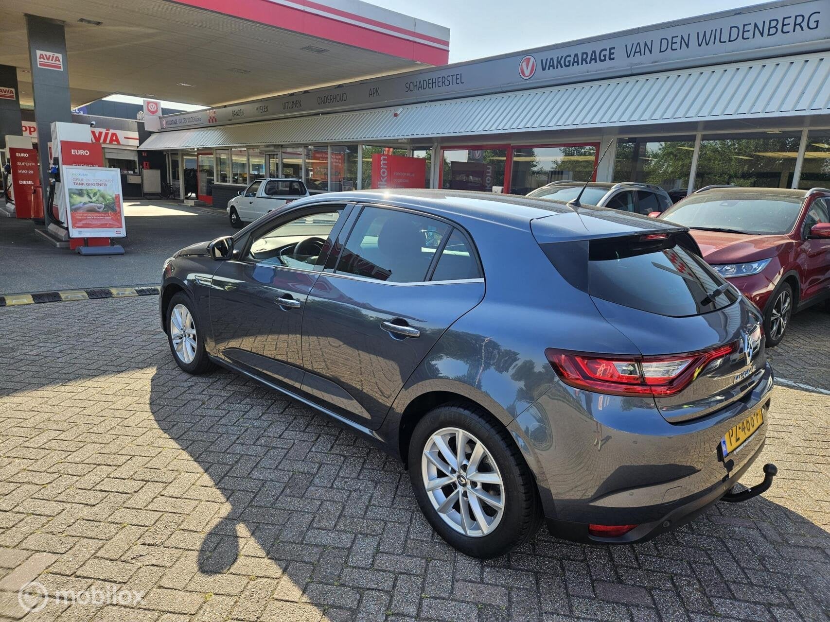 Renault Megane 1.2 TCe Limited, Auto's, Renault, Gebruikt, Euro 6, 4 cilinders, 132 pk