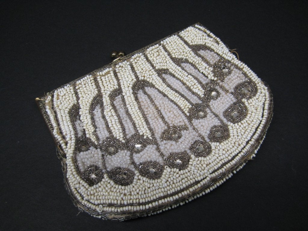 ANTIEK TASJE KRALENBORDUURWERK, Ophalen of Verzenden