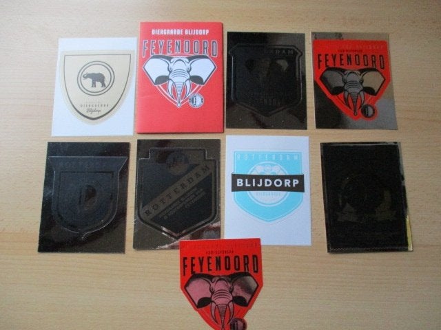 Feyenoord mapje met 8 stickers Diergaarde Blijdorp, Ophalen of Verzenden, Zo goed als nieuw, Bedrijf of Vereniging