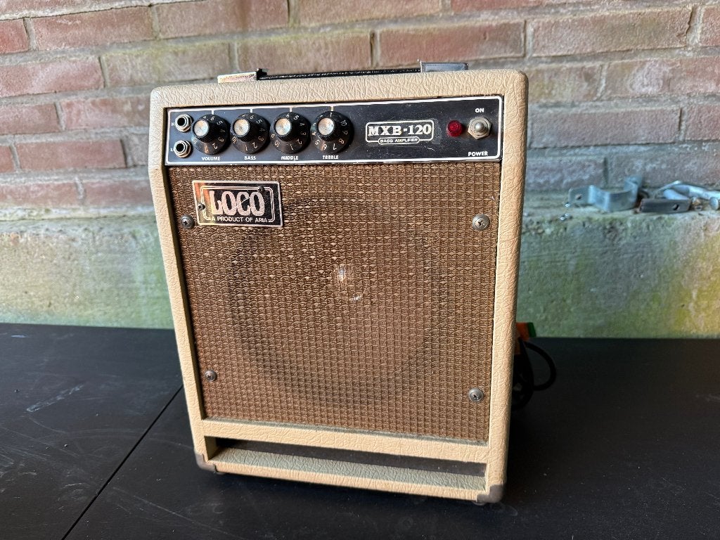 Aria Loco MXB-120 Bass amplifier versterker, Ophalen of Verzenden, Gebruikt, Basgitaar, Minder dan 50 watt