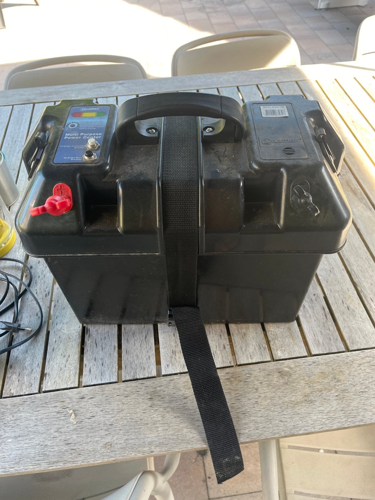 VMF Sportline RV 105Ah accu in Talamex accubak met lader, Ophalen, Zo goed als nieuw