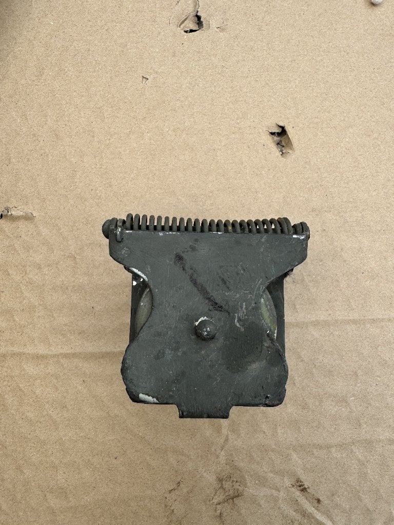 Landrover NATO chassis deel +stekker, Ophalen, Gebruikt, Land Rover