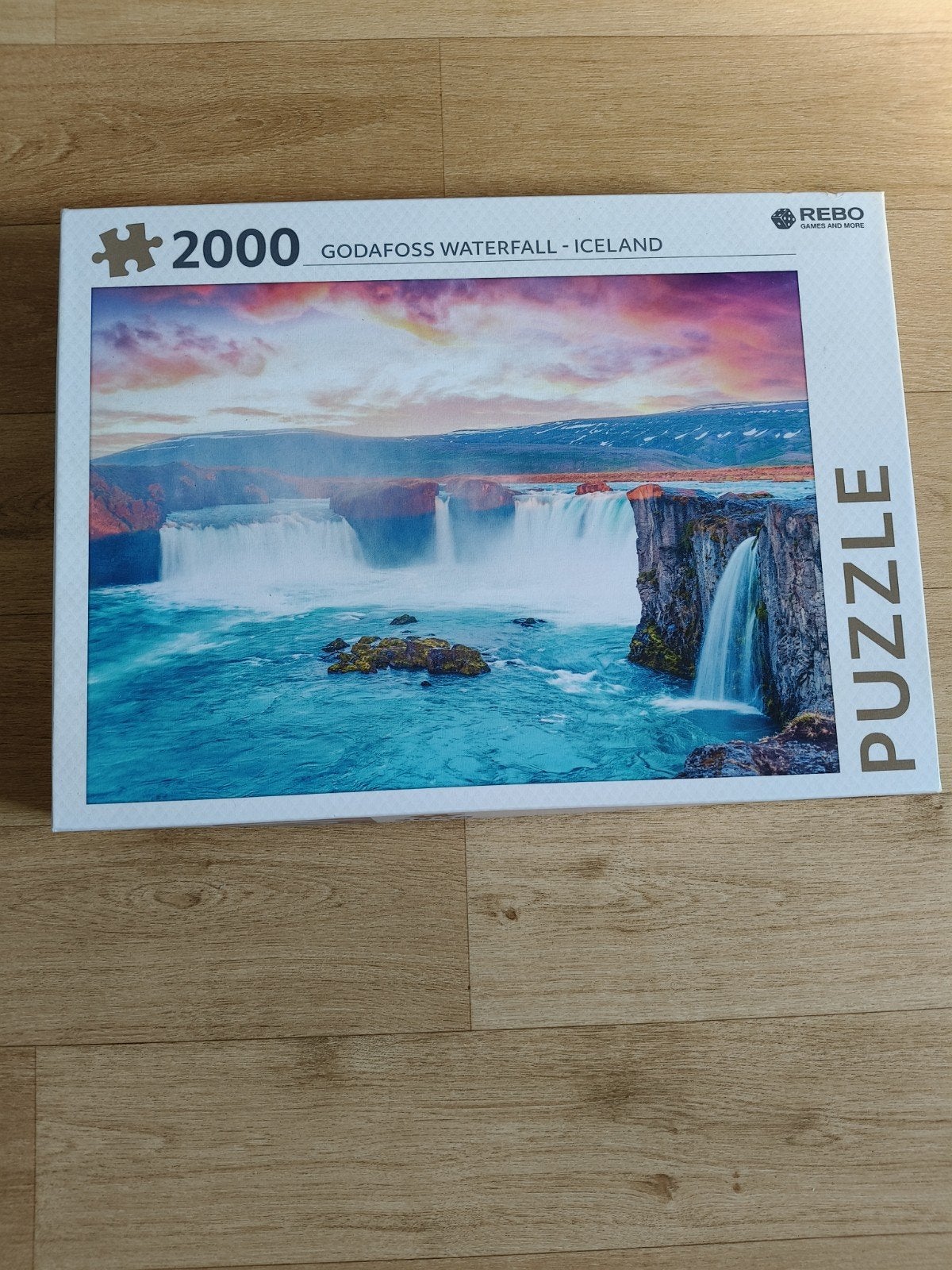 Legpuzzel 2000 stukjes Godafoss Waterval IJsland, Een of twee spelers, Ophalen of Verzenden, Zo goed als nieuw, Rebo