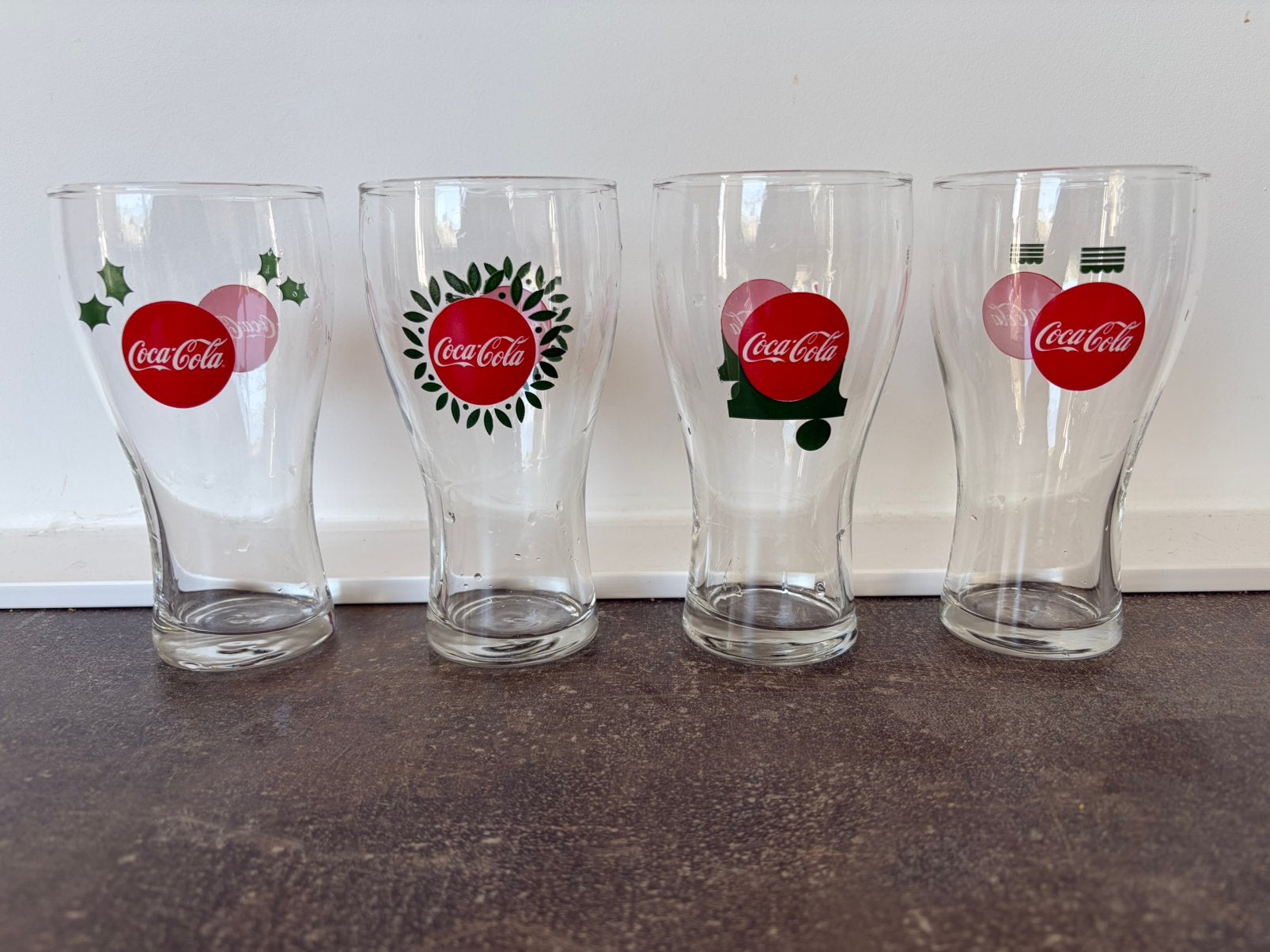 Set coca cola glazen serie santa claus collecters items, Ophalen of Verzenden, Zo goed als nieuw, Frisdrankglas