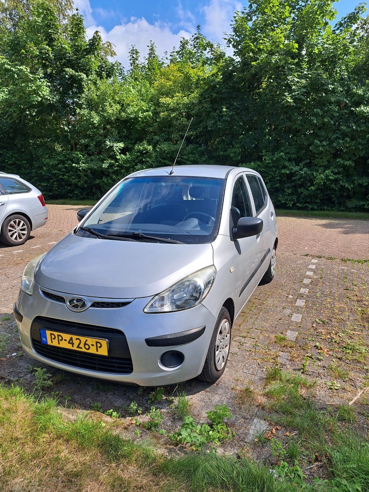 Hyundai i10 1.1 I 5DR 2008 Grijs 135358 km apk 31/10/26, Auto's, Hyundai, Voorwielaandrijving, 31 €/maand, 4 cilinders, 400 kg