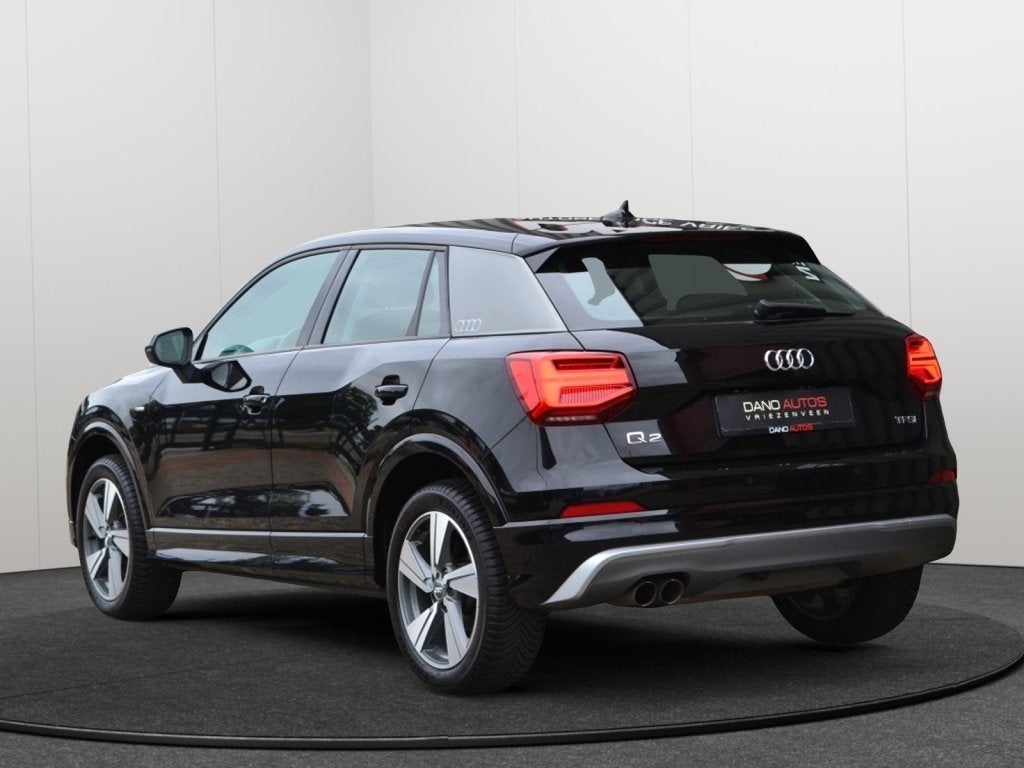 Audi Q2 1.4 TFSI S-Line LED/HUD/Trekhaak/18'', Dealer onderhouden, Stof, Gebruikt, 4 cilinders