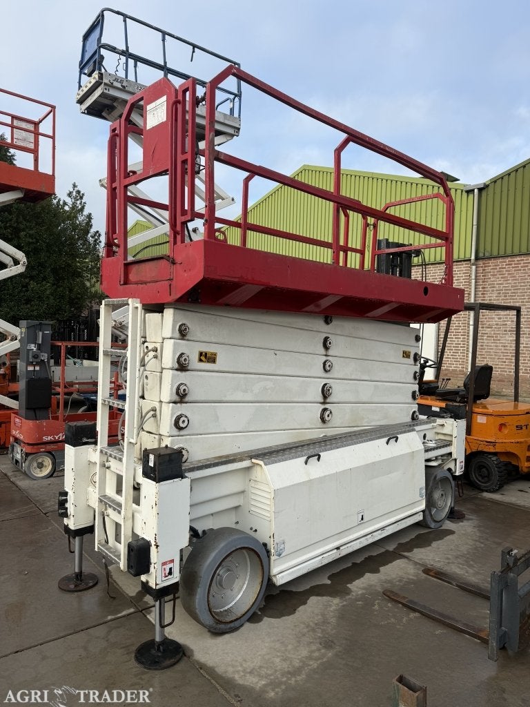 Gestempelde schaarhoogwerker 17.5 meter hoog, Ophalen of Verzenden, Van Beurden Heftrucks, Info@vanbeurdenheftrucks.nl, Kievitsham 48 Hoenzadriel