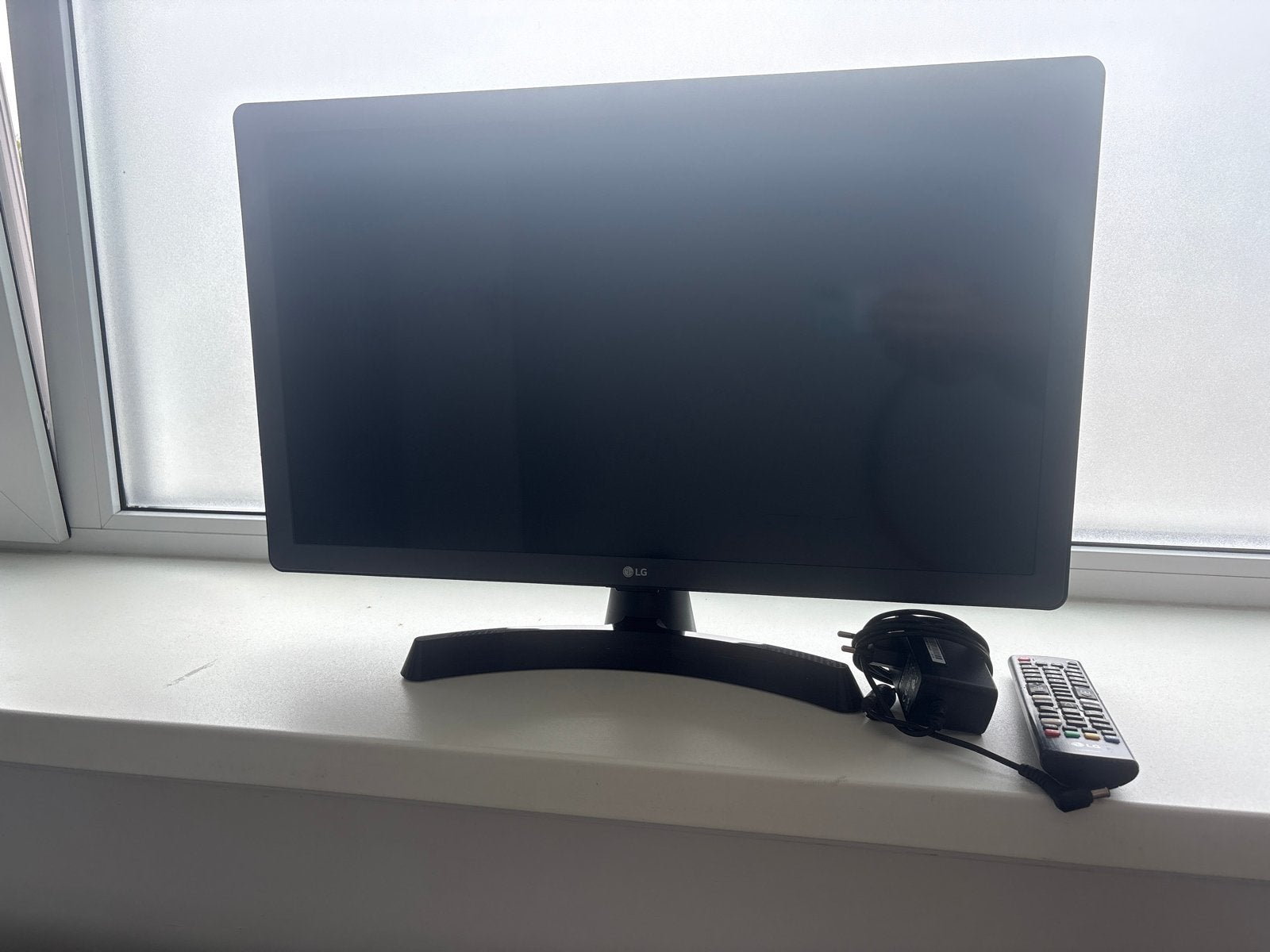LG smart TV met afstandsbediening en adapter, Ophalen, LED, 50 Hz, Zo goed als nieuw