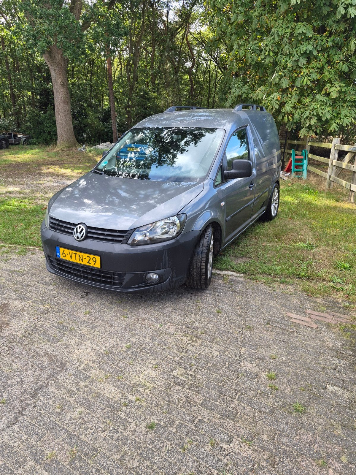 Volkswagen Caddy 1.6 D 55KW 2012, Voorwielaandrijving, Stof, Origineel Nederlands, Grijs