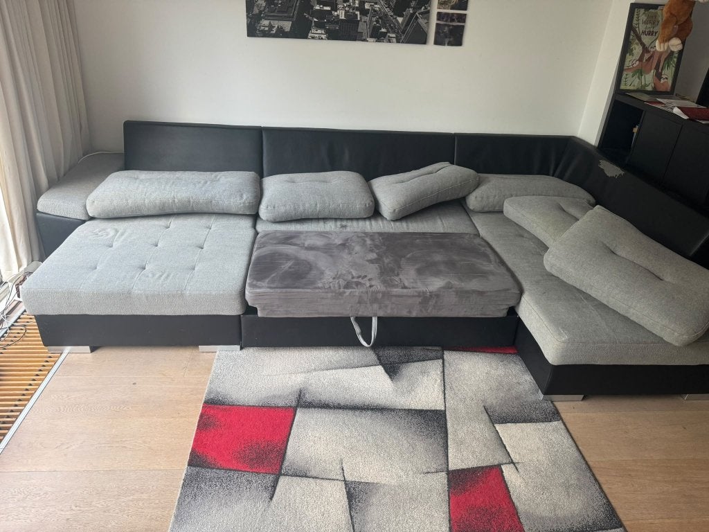 Gratis! Used Sofa-bed - must go until 19th of June, Huis en Inrichting, Ophalen, Gebruikt, Tweepersoons, Grijs