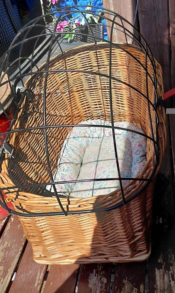 honden fietsmandje, Fietsen en Brommers, Fietsaccessoires | Fietsmanden, Ophalen, Gebruikt, Fietsmand