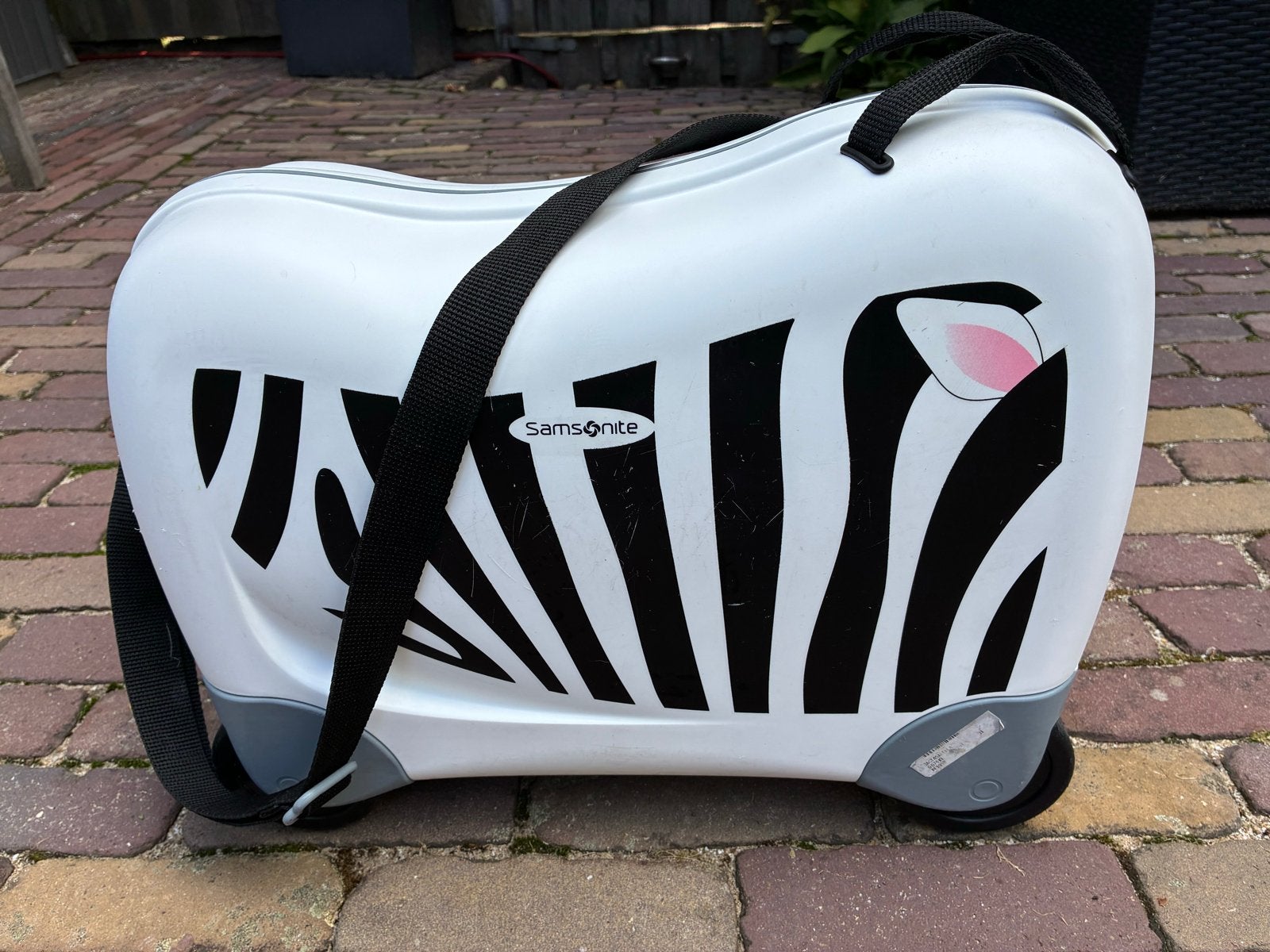 Samsonite kinderkoffer Zebra - Ideaal voor reizen!, Wieltjes, 40 tot 60 cm, Gebruikt, 20 tot 30 cm