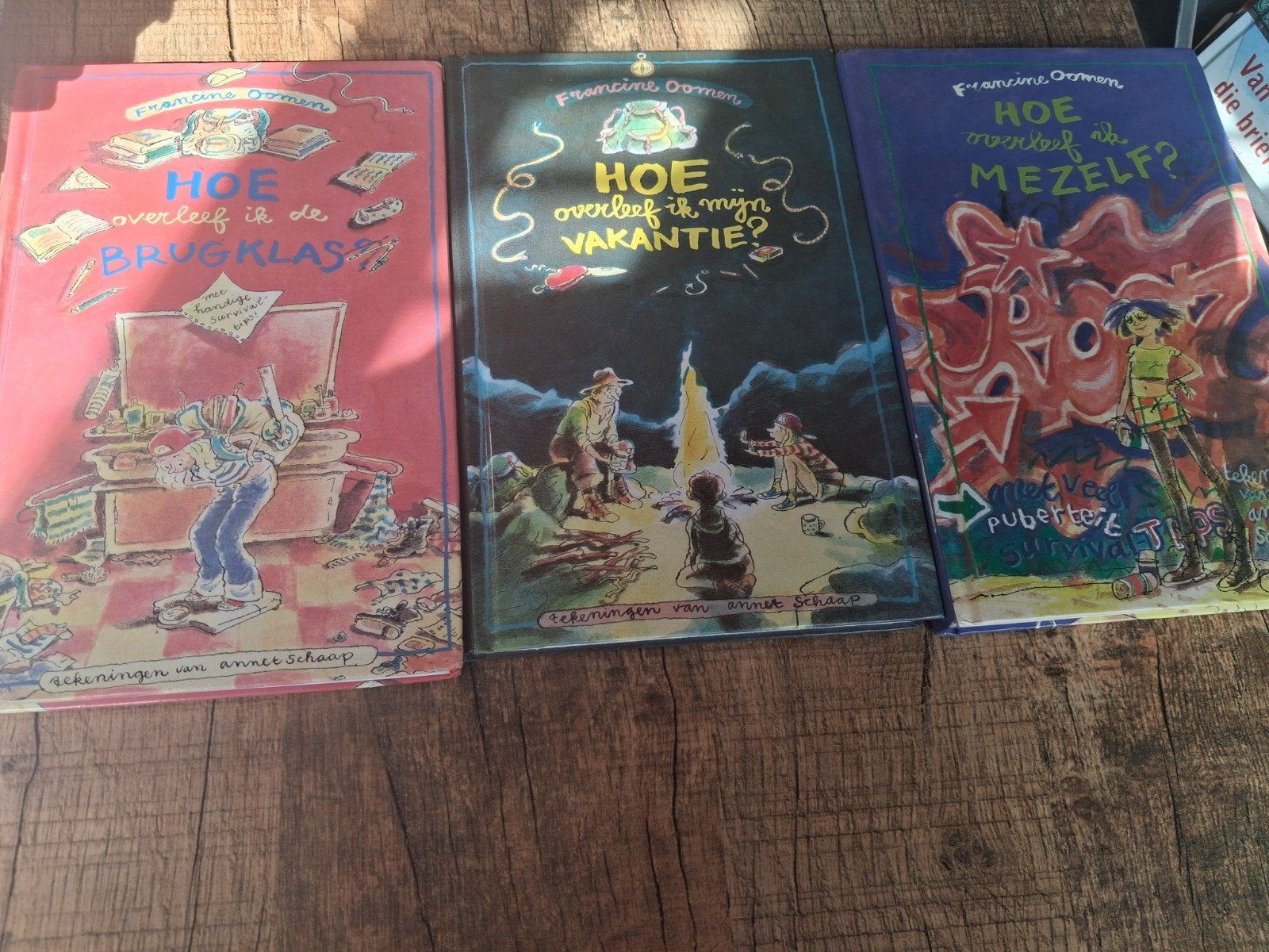 Hoe overleef ik... boeken van Francine Oomen, Ophalen of Verzenden, Zo goed als nieuw, Francine Oomen, Fictie