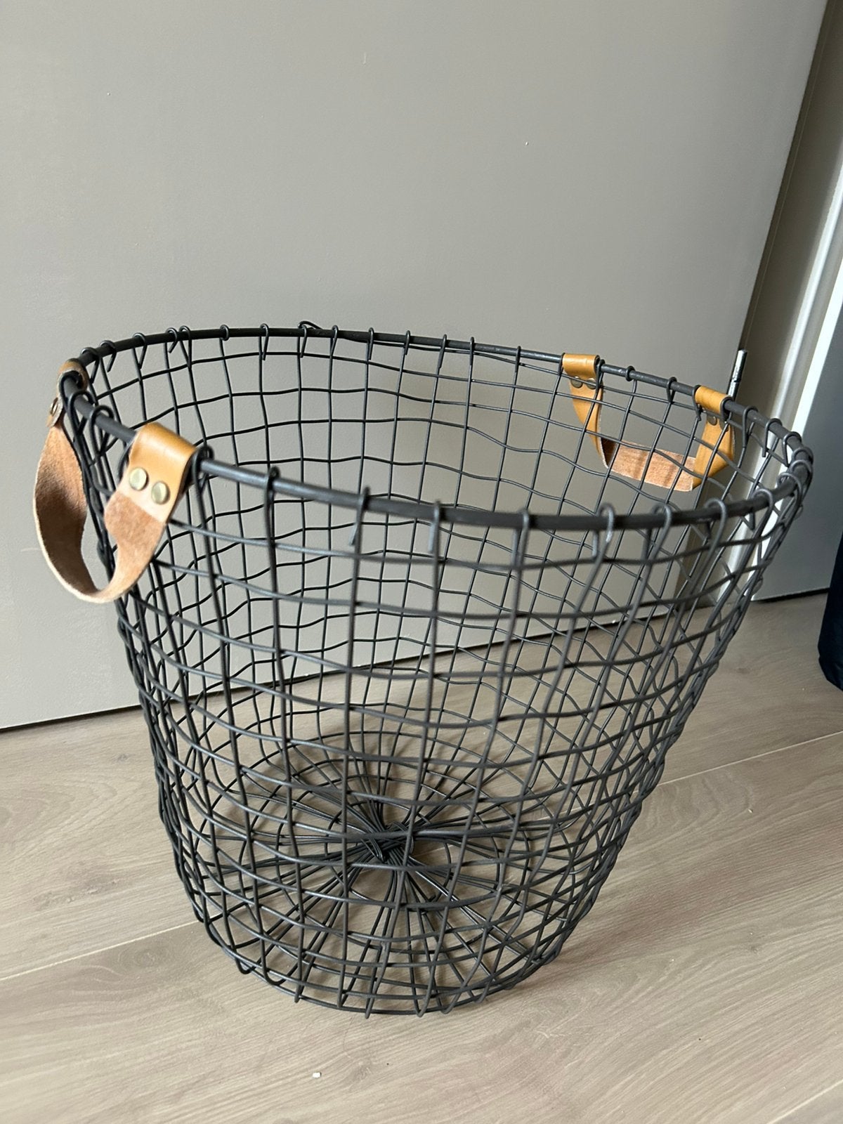 Draadmand, Ophalen, Zo goed als nieuw, Rond, Overige materialen