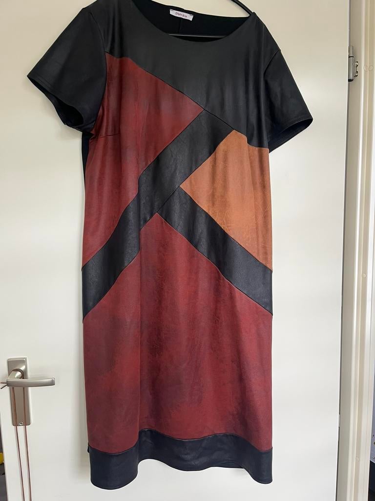 Paprika jurk maat 50, Kleding | Dames, Grote Maten, Ophalen of Verzenden, Nieuw, Zwart, Jurk