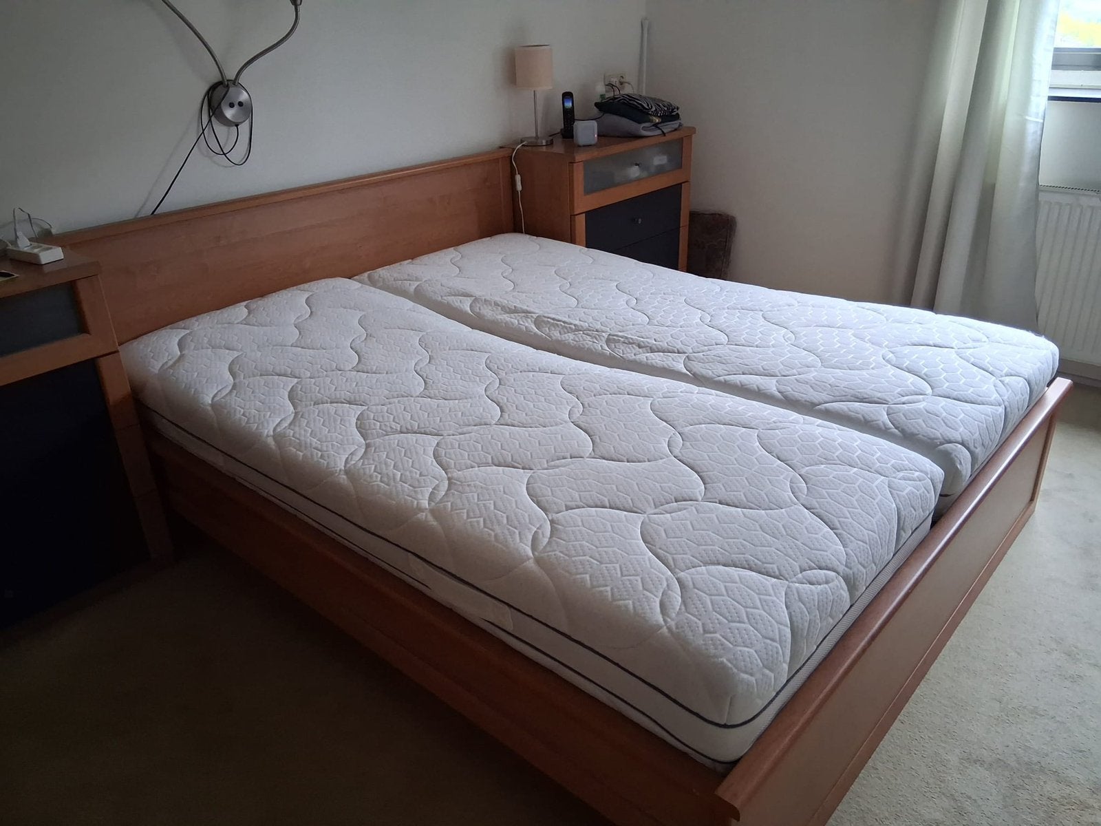Houten bed met lattenbodems. 160x200cm, Huis en Inrichting, Slaapkamer | Complete slaapkamers, Ophalen, Zo goed als nieuw, Tweepersoons