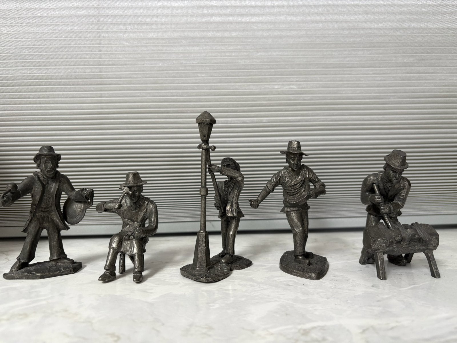 charmante set van 5 antieke tinnen beeldjes, Antiek en Kunst, Ophalen of Verzenden