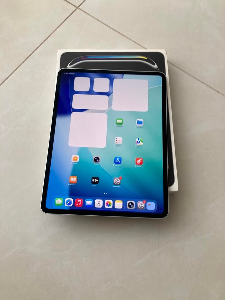Ipad pro 13 inch M5 silver 256gb bon/garantie Te Koop/Ruil, Computers en Software, Apple iPads, Ophalen, 13 inch of meer, Ipad pro 13 inh met M5 chip