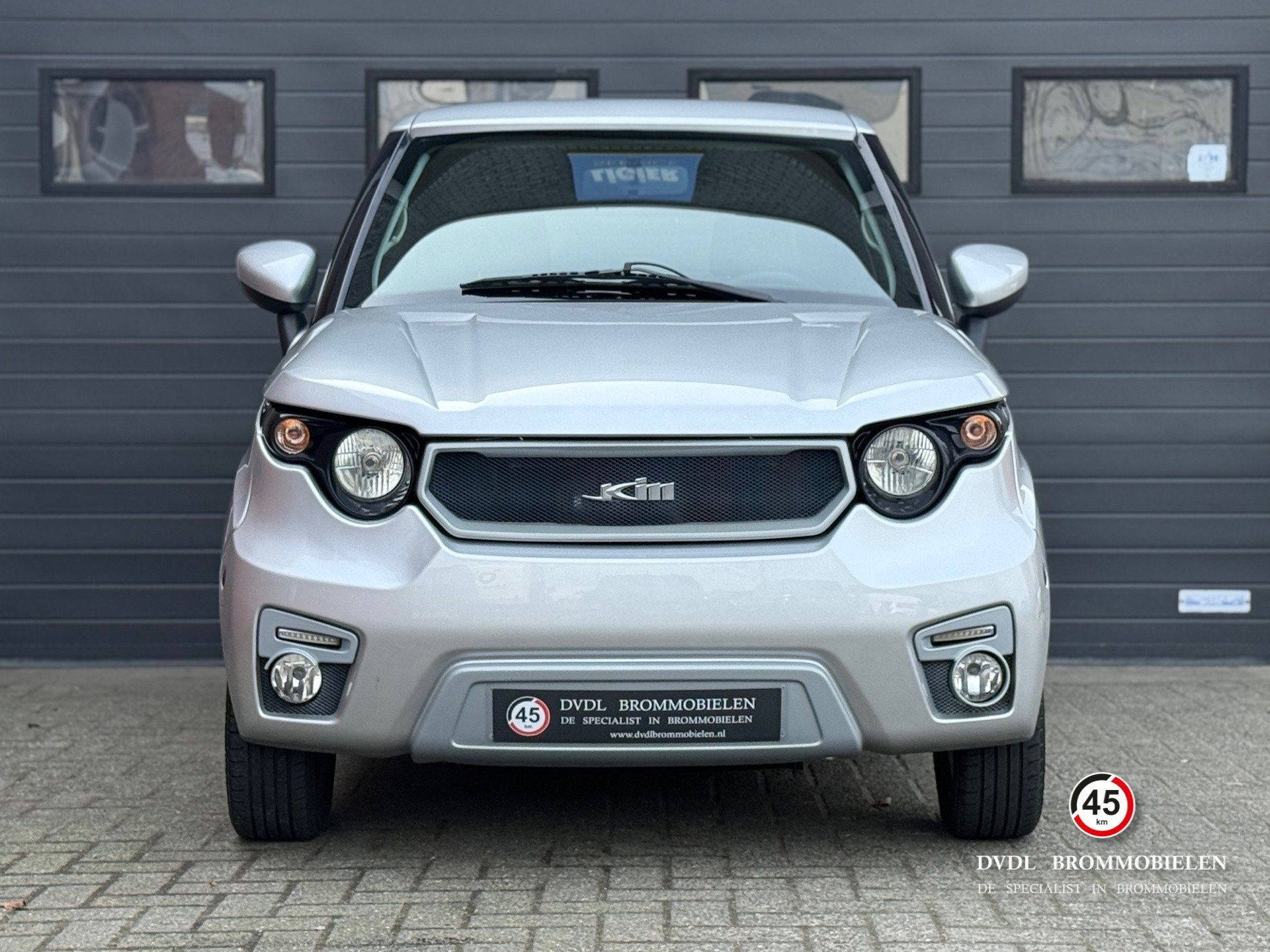JDM Xheos Brommobiel Range Rover 45km 2014 1e eig NIEUWSTAAT, Diversen, Gebruikt, DVDL Brommobielen, Staarten 32
5281PL  Boxtel, NL
