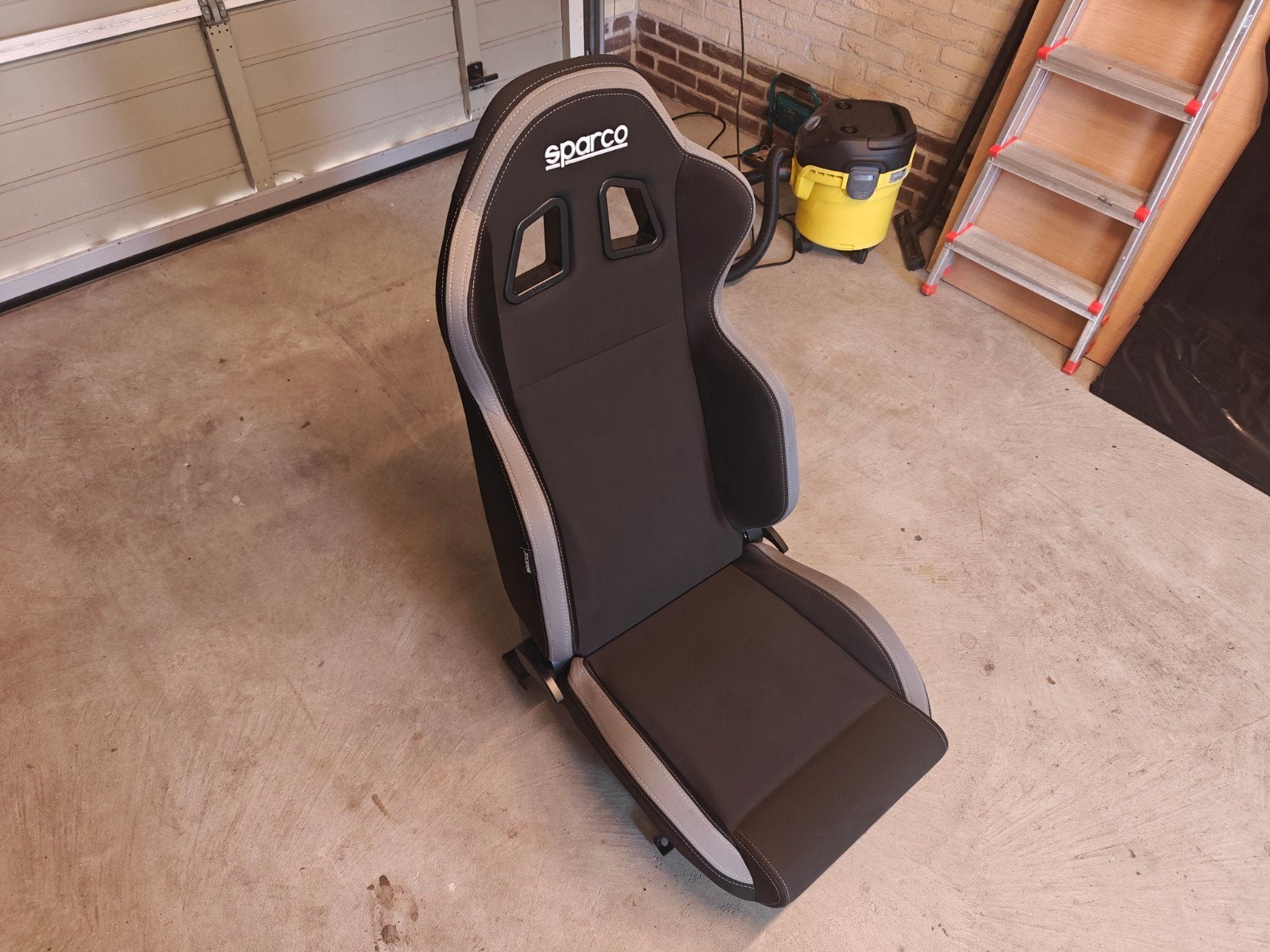 Sparco R100 Sportstoel + Yaris P1 Stoelframe, Auto-onderdelen, Interieur en Bekleding, Ophalen of Verzenden, Gebruikt