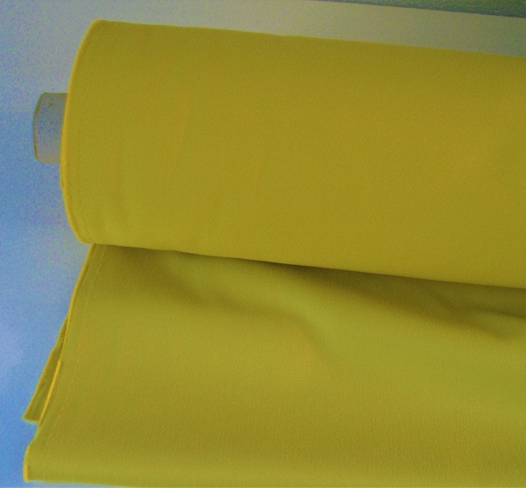 SALE: Kvadrat Relate; geel; 15 meter meubelstof NU 25€ p.m., Overige materialen, 120 cm of meer, Geel, Ophalen of Verzenden