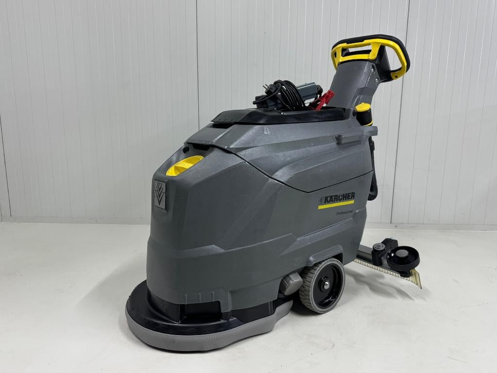 KARCHER SCHROB-/ZUIGMACHINE BD 43/25 C Bp Pack, Ophalen of Verzenden, Zo goed als nieuw, Schrobmachine