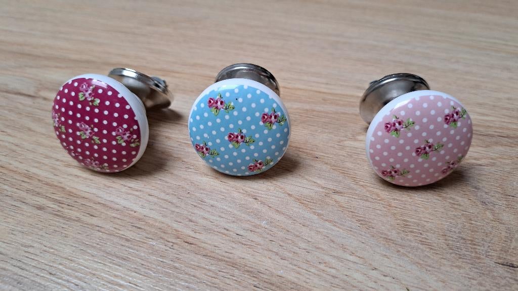 porseleinen knopjes voor kastje, Antiek en Kunst, Ophalen of Verzenden
