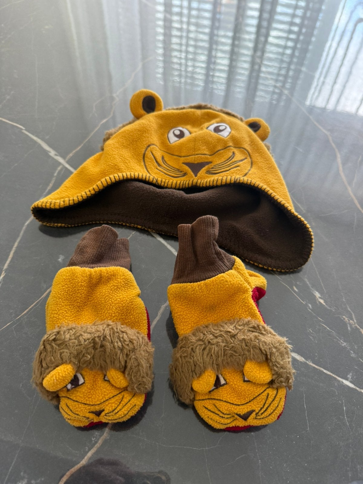 Muts, Ophalen of Verzenden, Zo goed als nieuw, Jongetje of Meisje, Muts